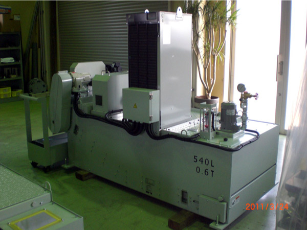 SC-300Nwith oil cooling unit